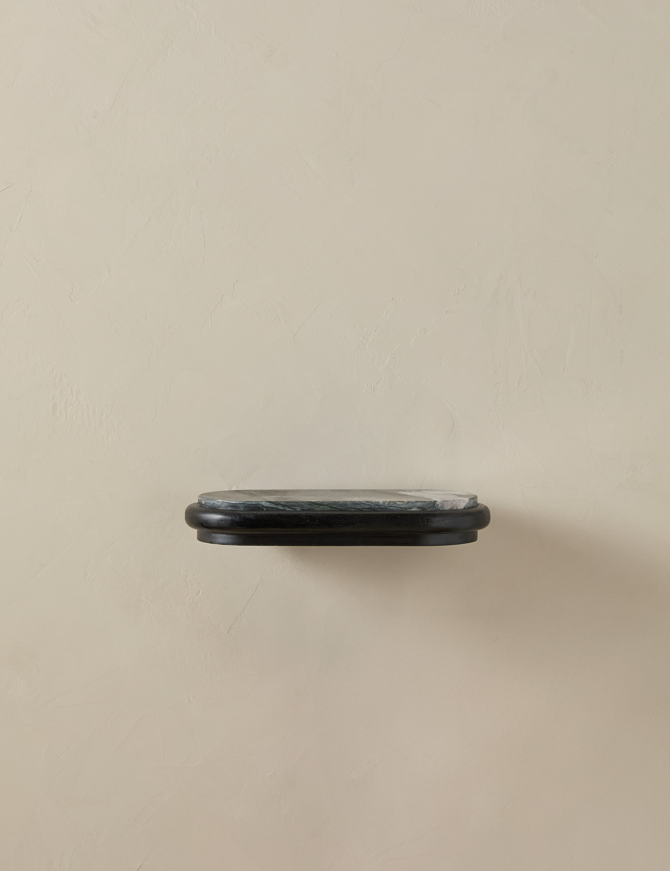 Gretchen Shelf Position 3