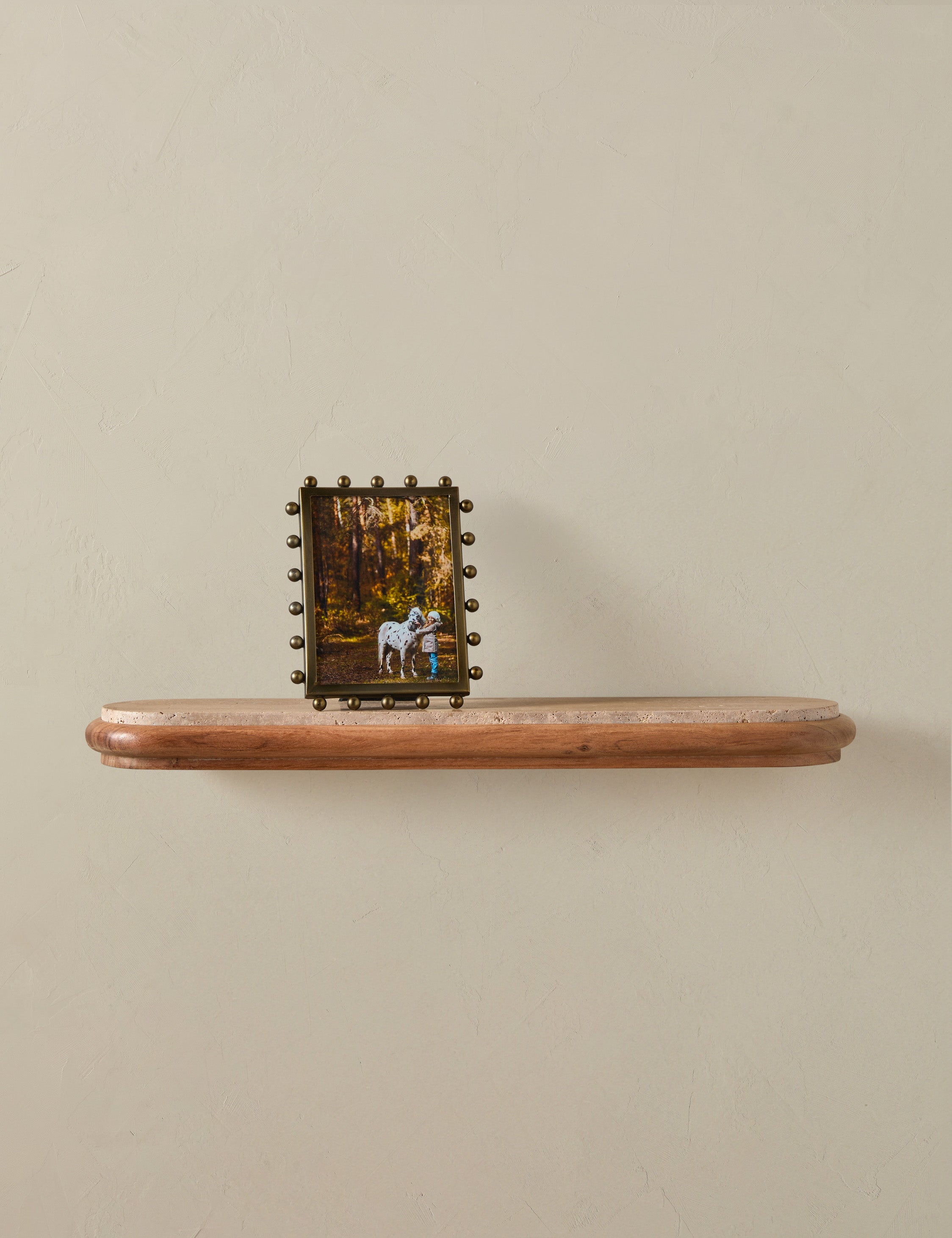 Gretchen Shelf Position 20