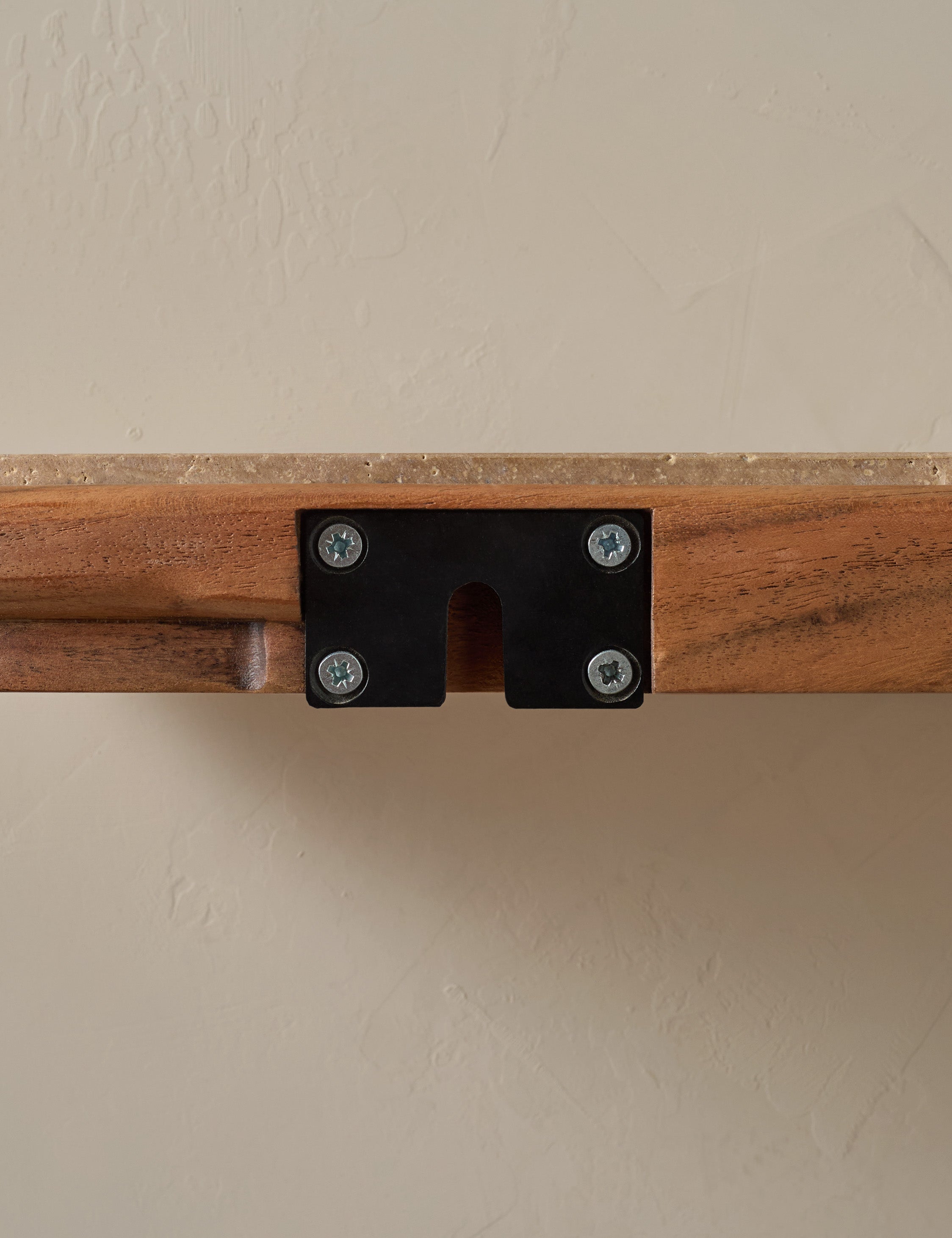 Gretchen Shelf Position 31