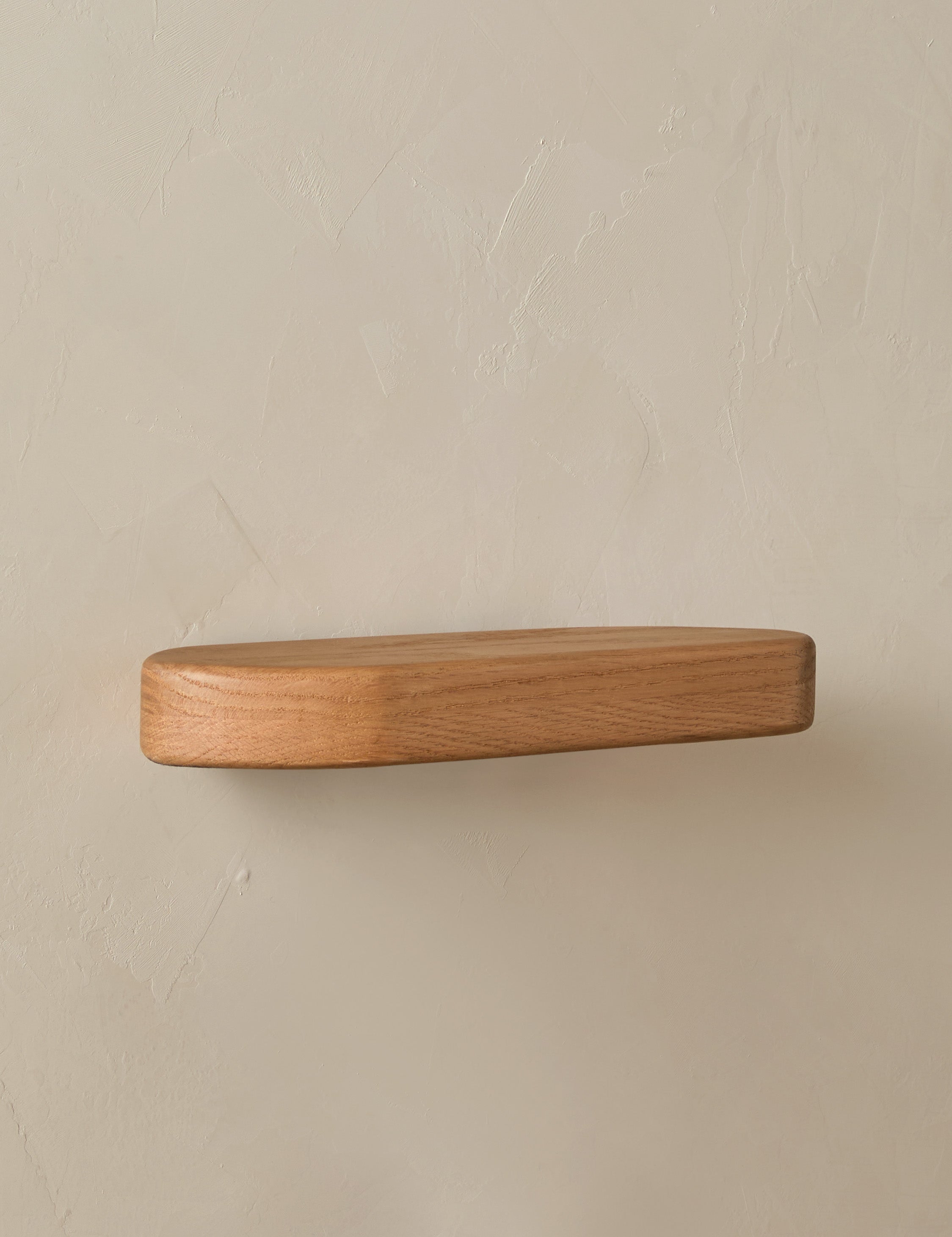 Nomi Shelf Position 22