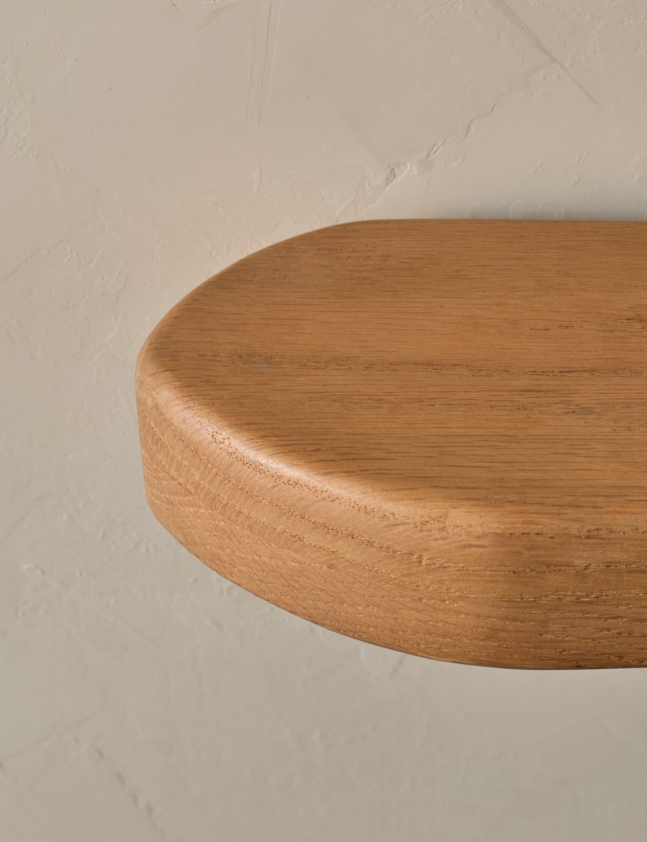 Nomi Shelf Position 24