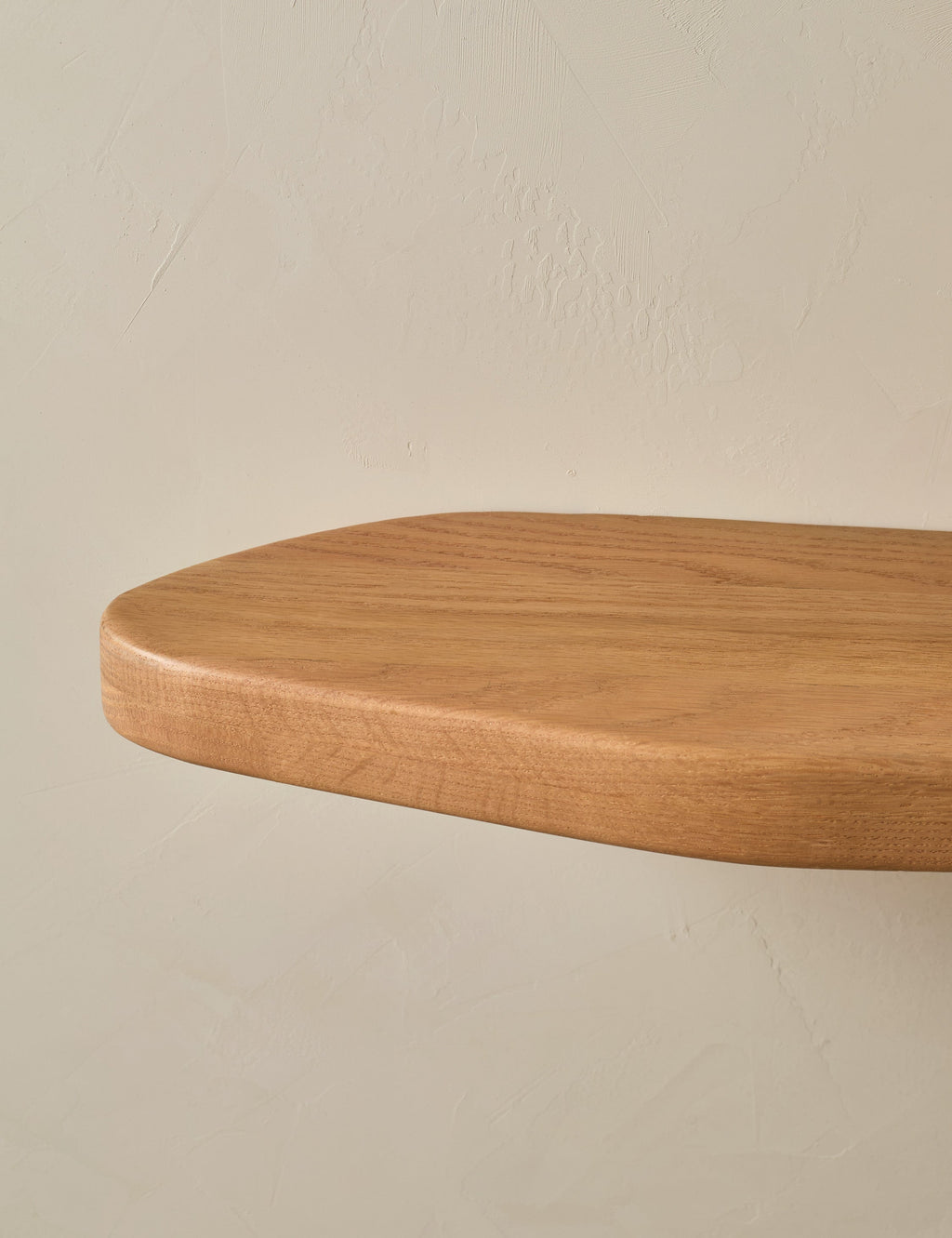 Nomi Shelf Position 34